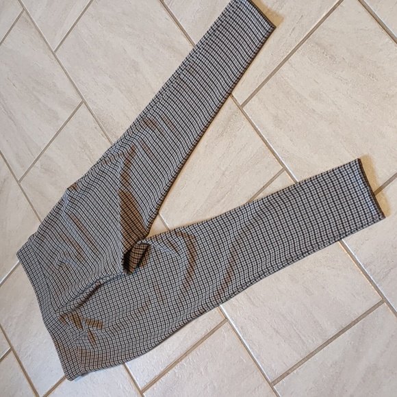 Loft Houndstooth Leggings Black, Gray, Dusty Pink SP - Picture 2 of 10